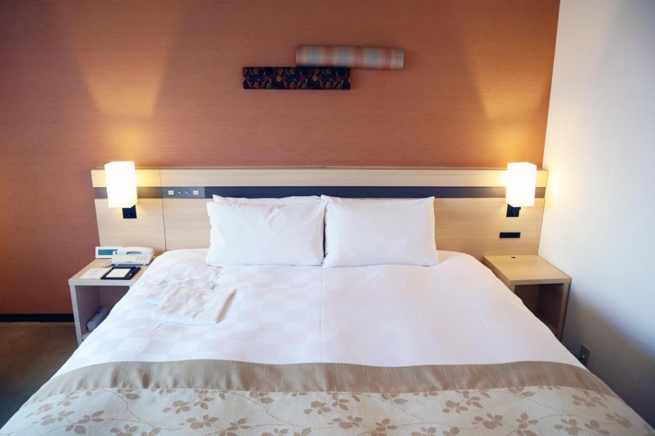 Karasuma Kyoto Hotel Bagian luar foto